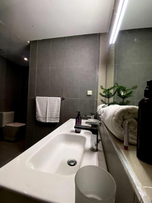 Luxurious Golf & Sea View Beach Apartment With Pool Access - Tamourrit, Taghazout Bay Extérieur photo