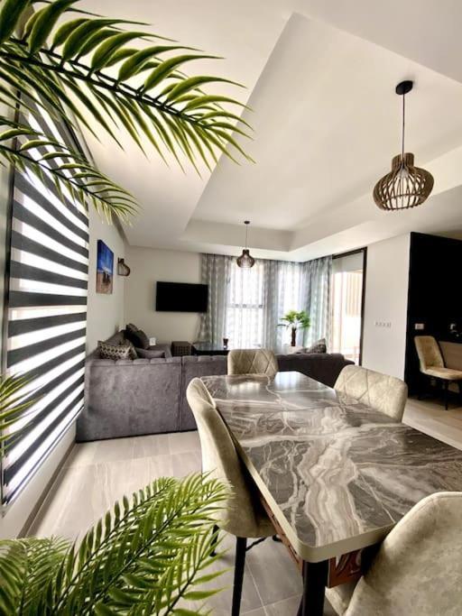 Luxurious Golf & Sea View Beach Apartment With Pool Access - Tamourrit, Taghazout Bay Extérieur photo